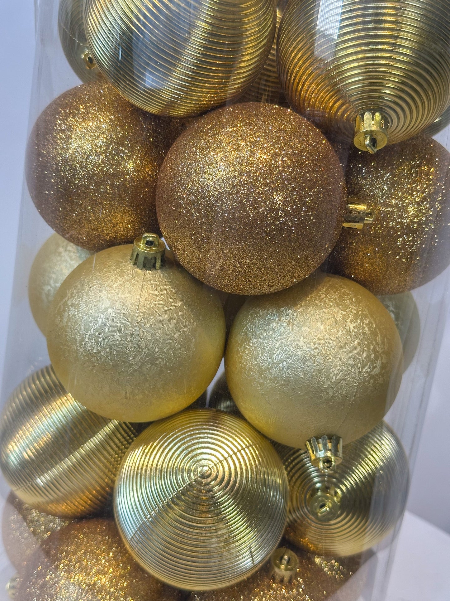 Bolas Navideñas Doradas - 8cm (Tibungo X 30 unidades)