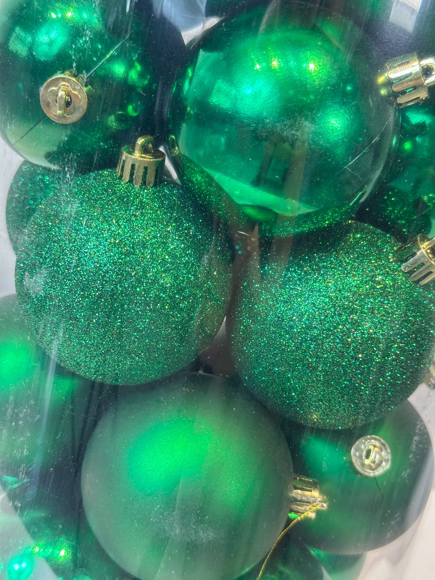 Bolas Navideñas Verde Esmeralda - 7cm (Tibungo X 40 unidades)